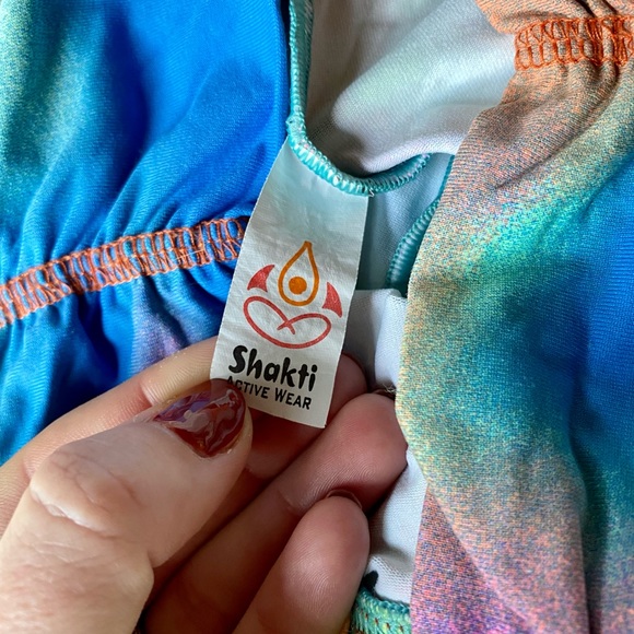 Shakti Activewear Leggings - Picture 3 of 5